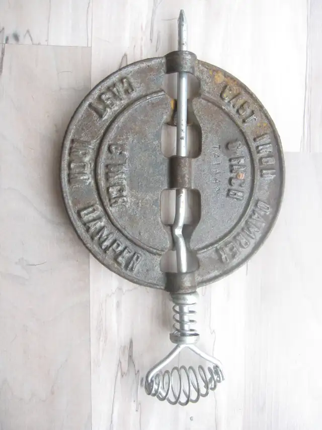 NEW OLD STOCK 6 INCH CAST IRON WOOD STOVE CHIMNEY DAMPER