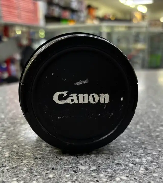 Canon 18-200mm EFS IS LE 3.5-5.6 Lens - Photo 3