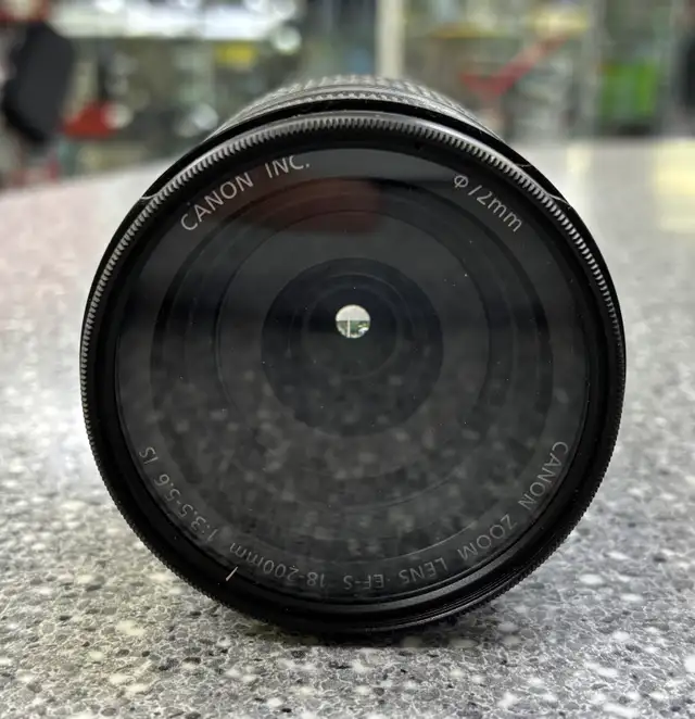 Canon 18-200mm EFS IS LE 3.5-5.6 Lens - Photo 6