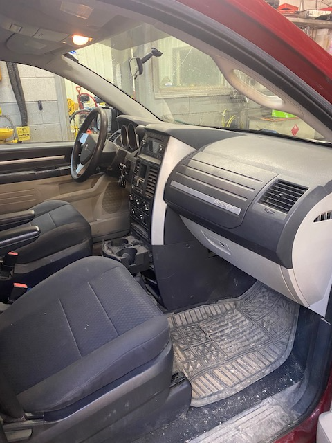 2010 Dodge Grand Caravan - Photo 2