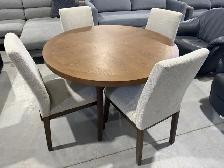 48" round dining table with 4 chairs