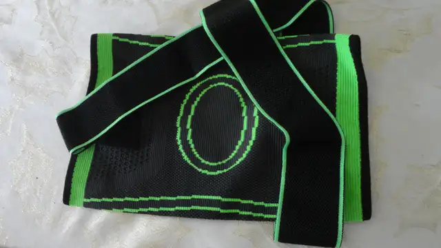 BRAND NEW KNEE BRACE FOR THERAPY