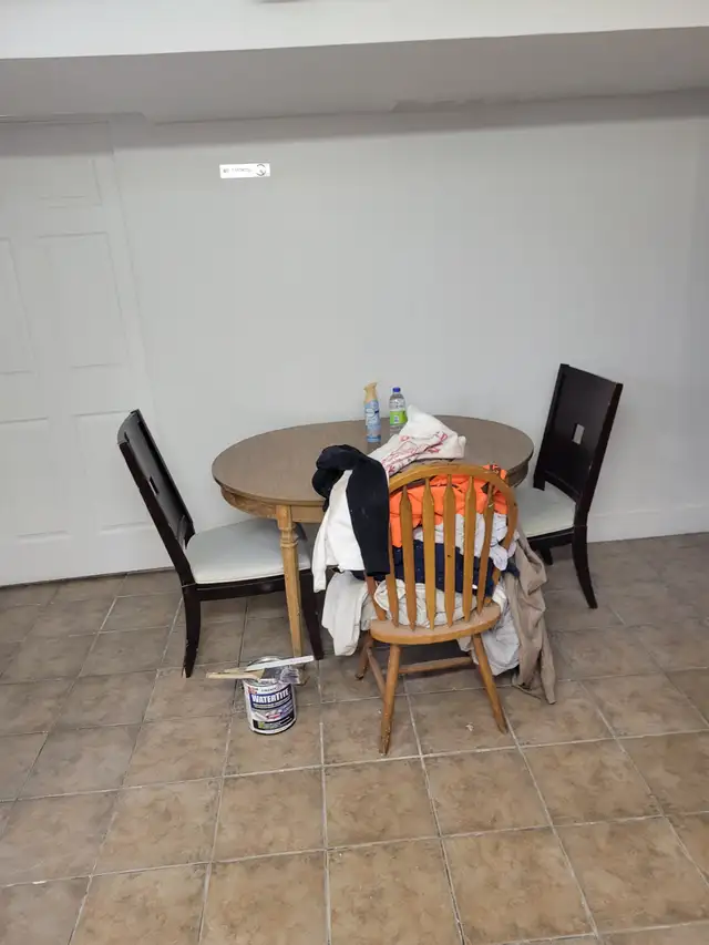 Furnished 1 Bedroom Basement For Rent! - Photo 5
