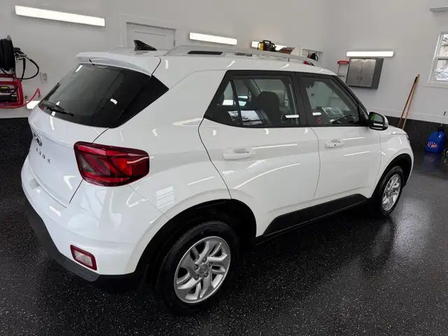 2021 Hyundai venue preferred - Photo 5