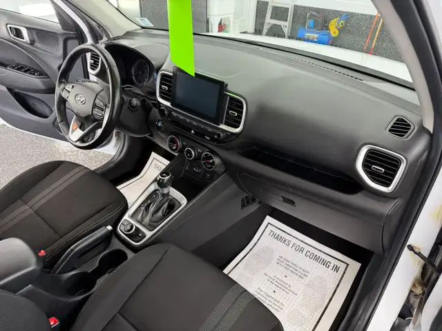 2021 Hyundai venue preferred - Photo 8