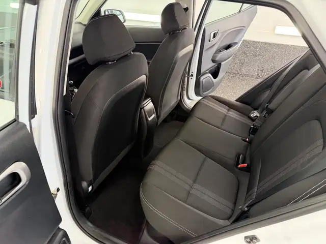 2021 Hyundai venue preferred - Photo 9