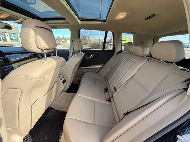 2011 Mercedes GLK350 4MATIC - Photo 6