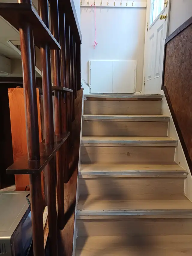 Furnished Basement Apartment - Photo 10