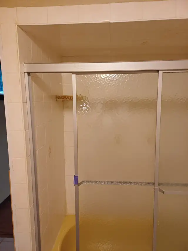 Furnished Basement Apartment - Photo 11