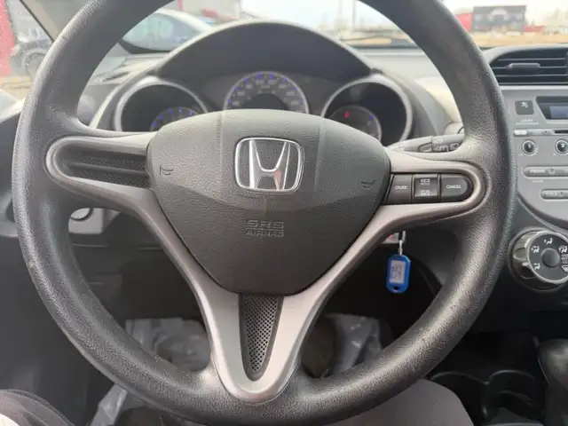 2009 Honda Fit LX Brand New Safety only 102km - Photo 8