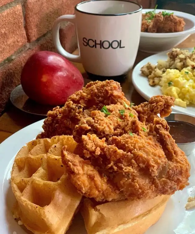 Info@schooltoronto.com - Photo 2