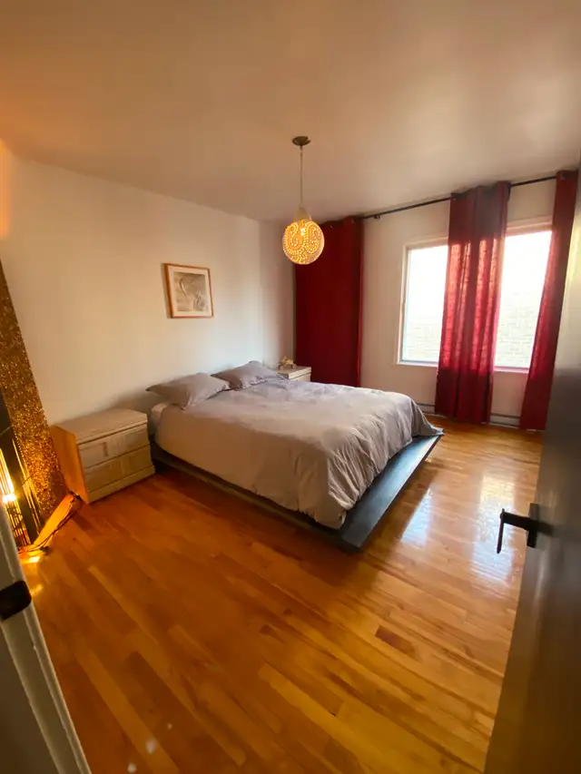 Unit in a TRIPLEX_ FURNISHED_ Independent entry - Photo 11