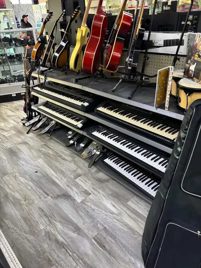 Yamaha, Casio, Roland, MAudio, Audiobox Keyboard Piano, Pianos, - Photo 2