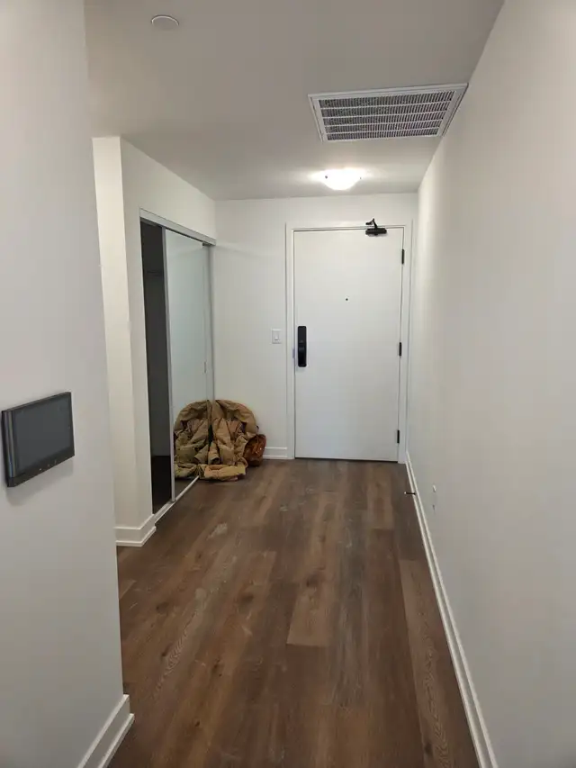 Condo in Burlington - Photo 9