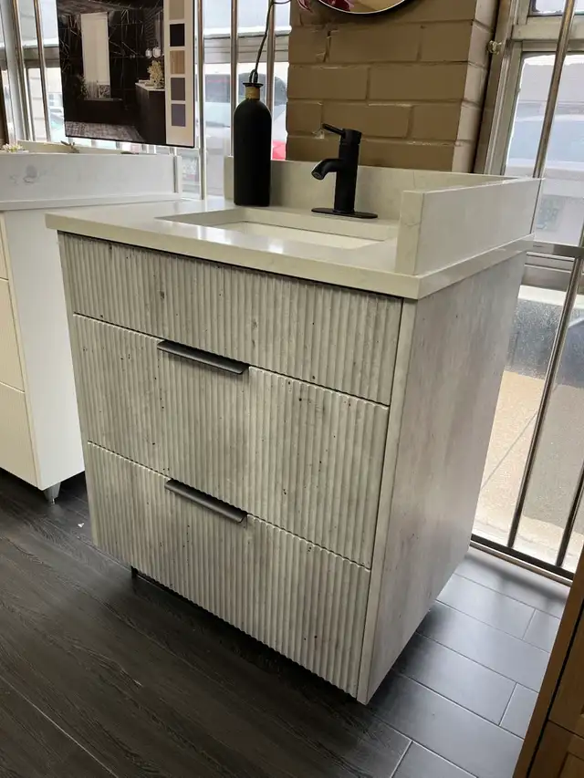 Evolution 3 – Custom Fluted Bathroom Cabinet Collection - Photo 7