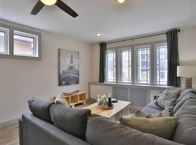 UTILITIES INCLUDED. 3 Bedroom For Rent Downtown Kitchener - Photo 3