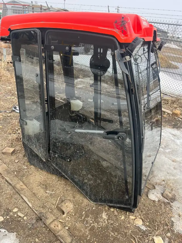 Tektite Cab For Kubota F3680 - Photo 4