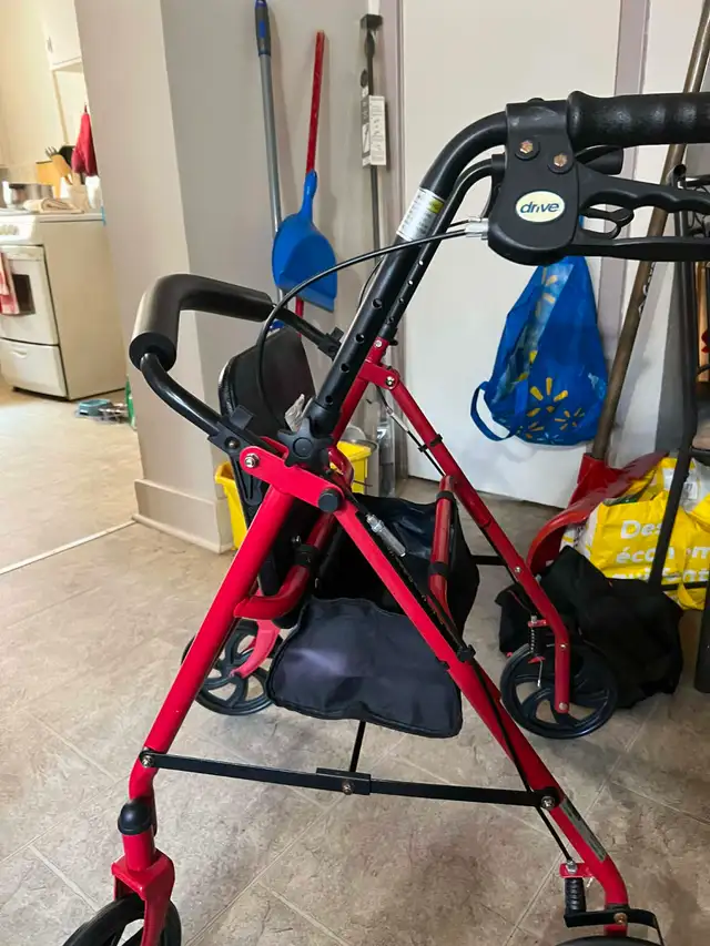 Mobile Device - Photo 3