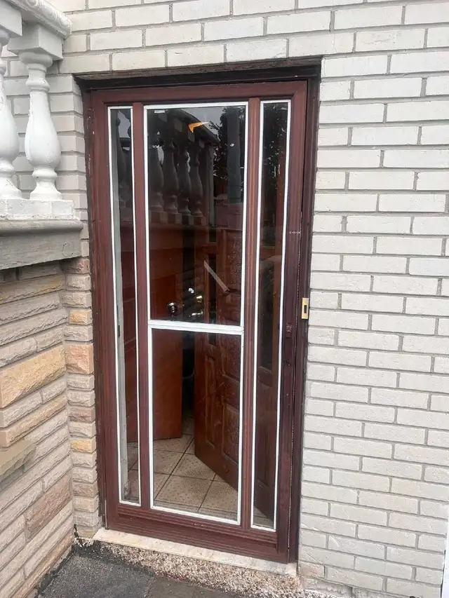 WALKOUT BASEMENT FOR RENT IN MALTON - Photo 2