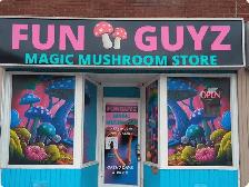 mushroom retail worker - Photo 2