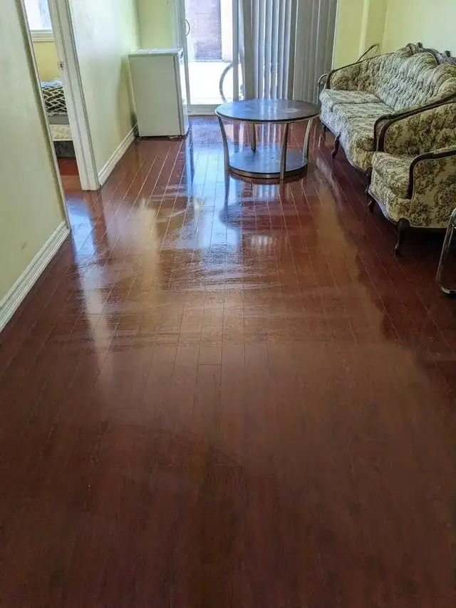 RENT IMMEDIATELY PRIVATE ROOM (UPPER LEVEL)FOR RENT IN MALTON - Photo 2