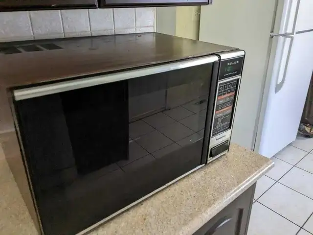 RENT IMMEDIATELY PRIVATE ROOM (UPPER LEVEL)FOR RENT IN MALTON - Photo 3