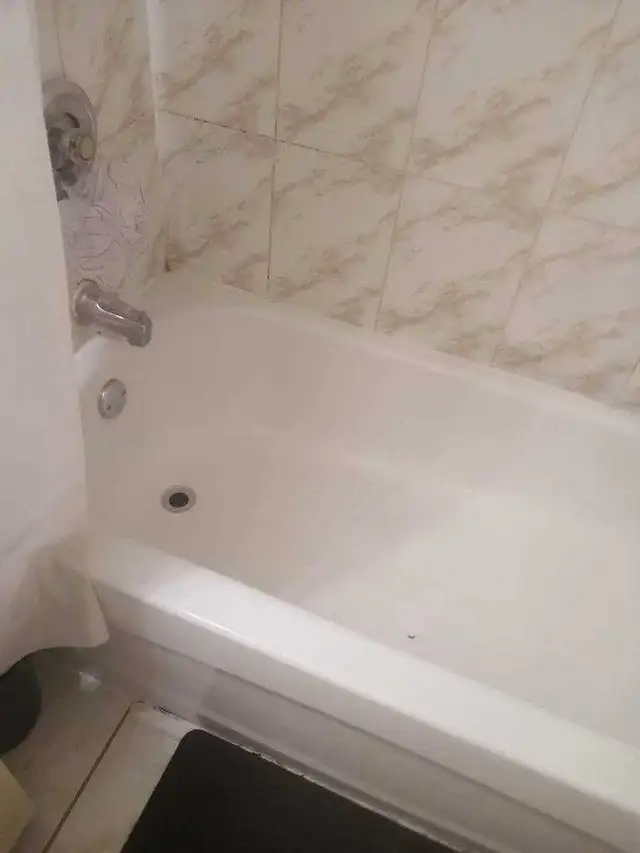 RENT IMMEDIATELY PRIVATE ROOM (UPPER LEVEL)FOR RENT IN MALTON - Photo 4