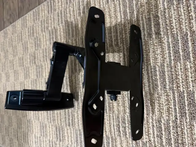 T/V  MONITOR WALL MOUNT  - See add and photo - Photo 2