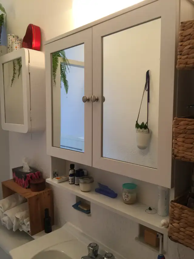 Appartement 2 1/2 Chauffé, eau chaude, poêle, frigo, Juillet - Photo 4