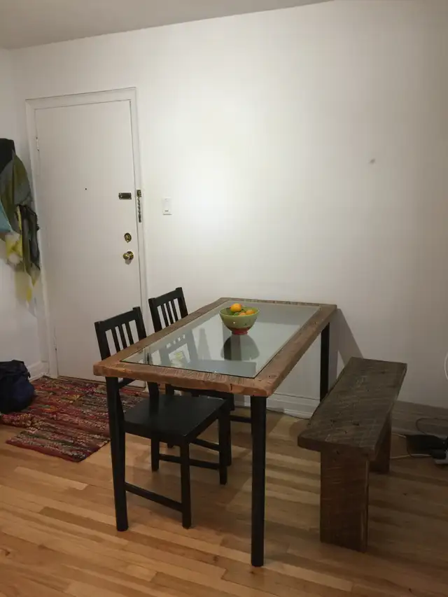 Appartement 2 1/2 Chauffé, eau chaude, poêle, frigo, Juillet - Photo 6