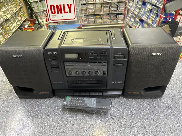 Sony CFD-535 BoomBox AM/FM Cassette Player With Remote