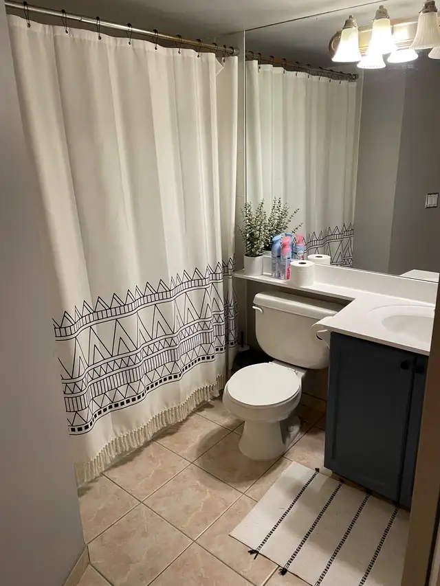 One Bedroom Condo for Rent! - Photo 2