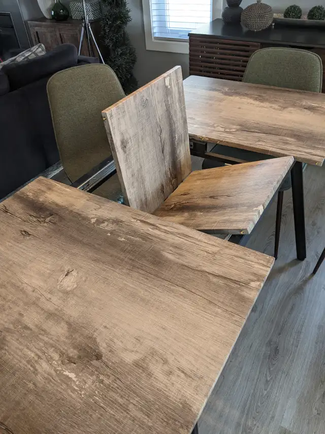 Dining Table - Photo 6