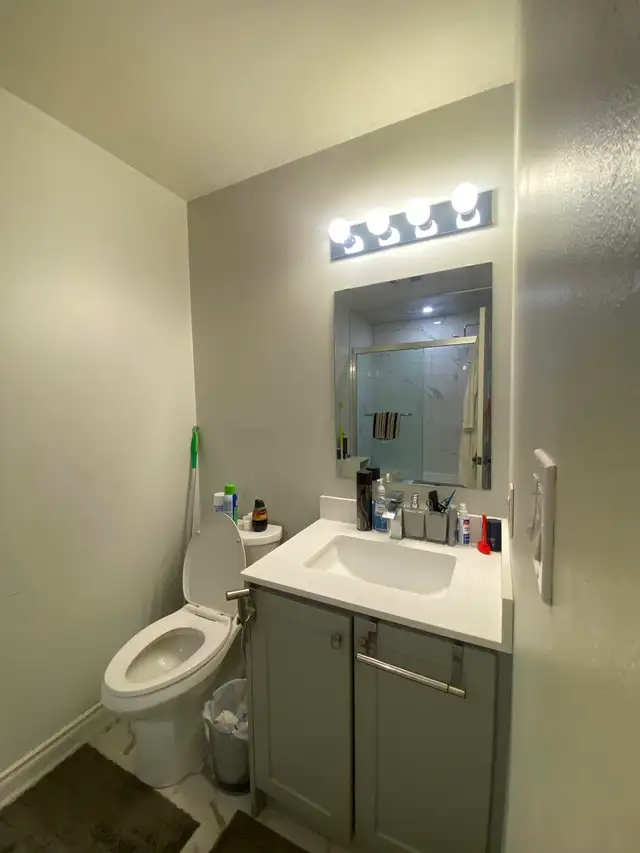 Large Studio Room Apartment Prime Location Queen Street - Photo 5