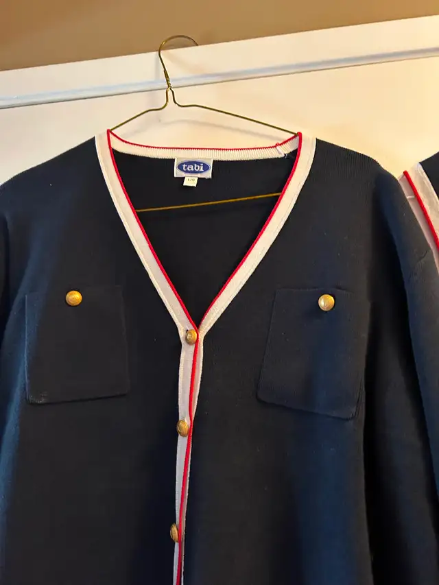 Sweater Set - Photo 2