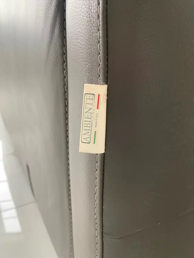 Excellent Condition Sofas! - Photo 4