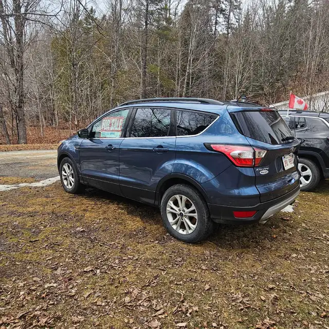 2018 Ford Escape - Photo 2