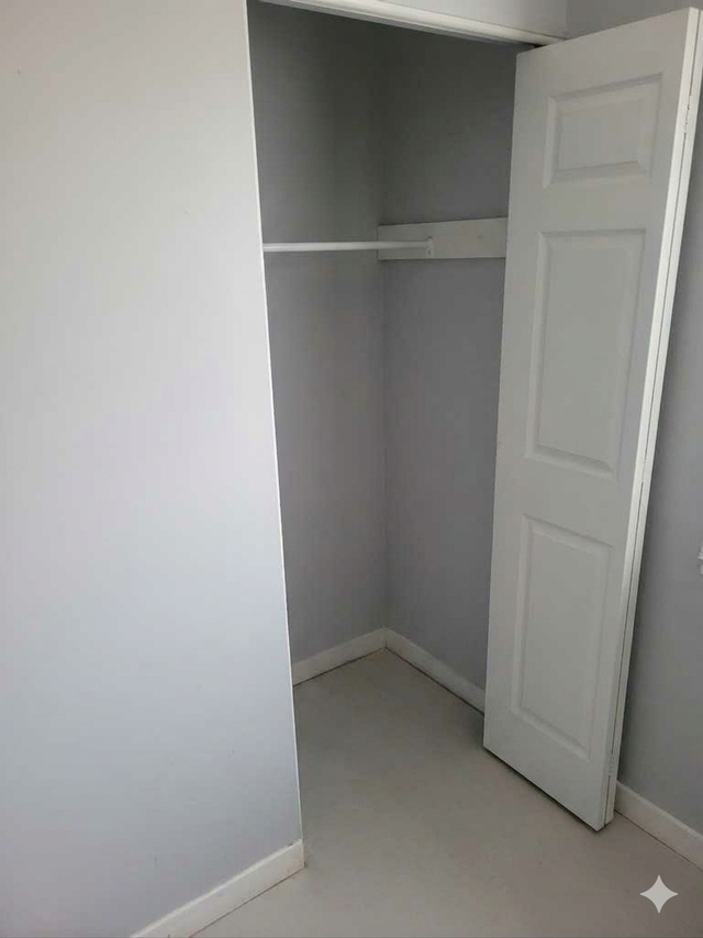 Room for Rent - Photo 3