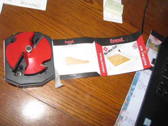 Raised Panel Bit ( Bevel )  Freud - Photo 4