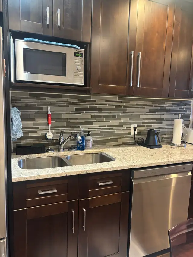 University Furnished Apartment - Photo 8