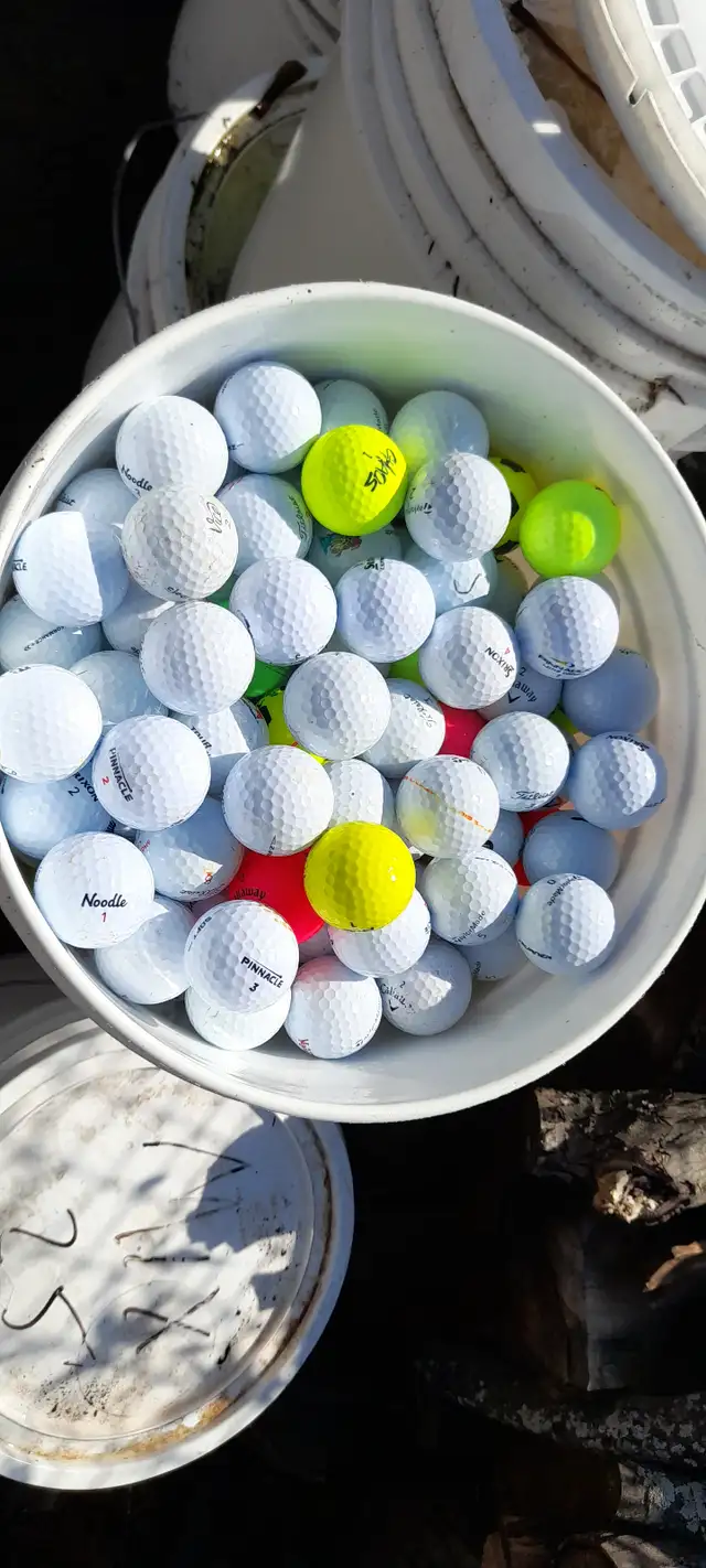Golf Balls by 5 gallon bucket