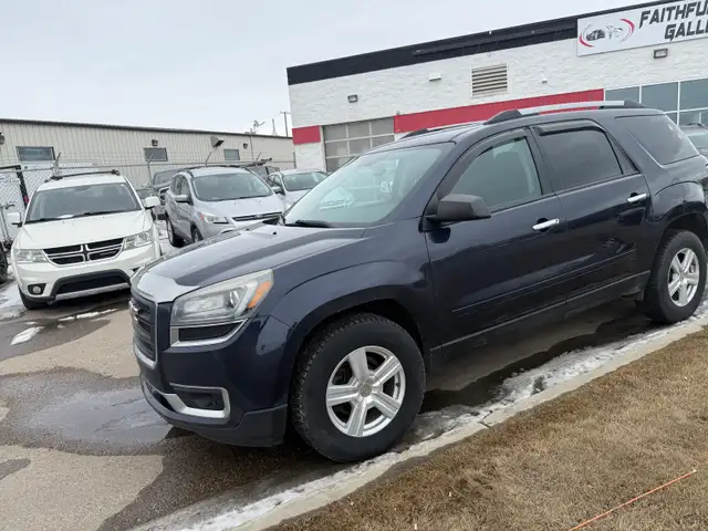 2015 GMC Acadia AWD - Photo 3