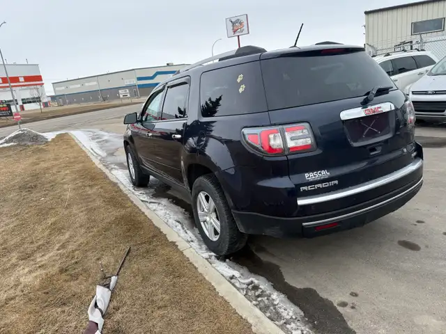 2015 GMC Acadia AWD - Photo 5