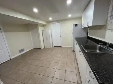 Basement Apartment - Photo 2