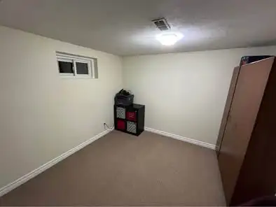 Basement Apartment - Photo 4