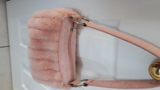 SAC À MAIN ROSE IMITATION VISON 6'x9'BANDOULIÈRE SUÈDE: $10.00 - Photo 3