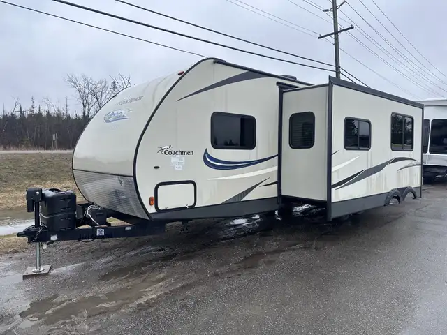 2016 FOREST RIVER COACHMEN 29 SE