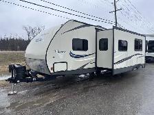 2016 FOREST RIVER COACHMEN 29 SE