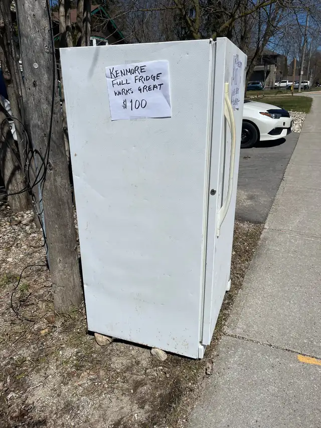 KENMORE FULL FREEZER - Photo 2