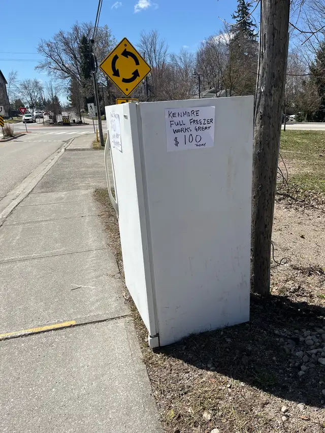 KENMORE FULL FREEZER - Photo 3